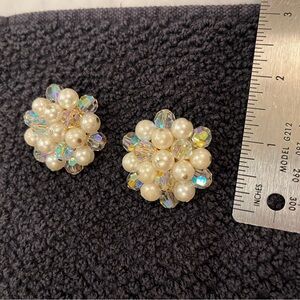 Elegant Pearl and Crystal Cluster Earrings